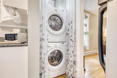 4 161 Cathedral Avenue, Winnipeg, MB - Indoor Photo Showing Laundry Room