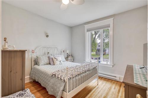 4 161 Cathedral Avenue, Winnipeg, MB - Indoor Photo Showing Bedroom