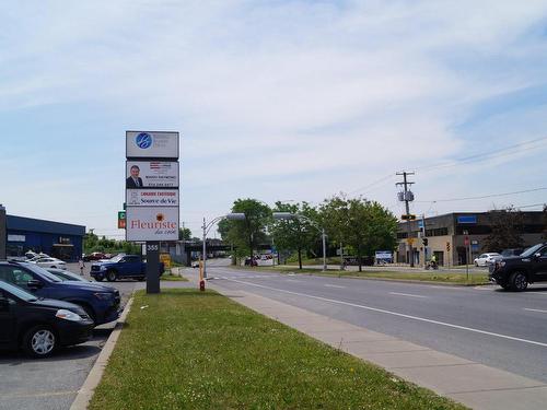 ExtÃ©rieur - 2-355 Boul. Du Séminaire N., Saint-Jean-Sur-Richelieu, QC - Outdoor