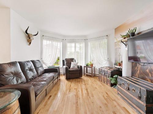 Salon - 1426 Rue Gérald-Godin, Lévis (Desjardins), QC - Indoor Photo Showing Living Room