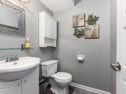 Powder room - 1165 Rue Péloquin, Brossard, QC 