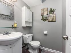 Powder room - 