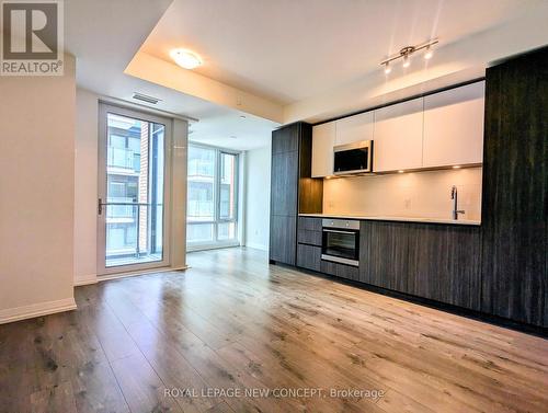 1115 - 8 Widmer Street, Toronto, ON - Indoor Photo Showing Kitchen