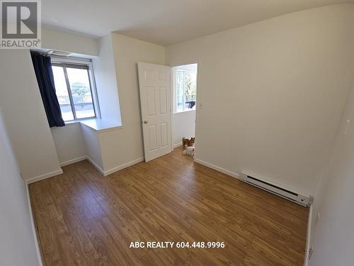 3Fl 4Xx E Columbia, New Westminster, BC - Indoor Photo Showing Other Room