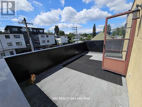 3Fl 4Xx E Columbia, New Westminster, BC - Outdoor