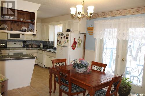 47 Bantry Street, Lanigan, SK - Indoor Photo Showing Dining Room