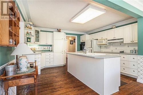 1388 Fallbrook Road, Balderson, ON - Indoor Photo Showing Kitchen