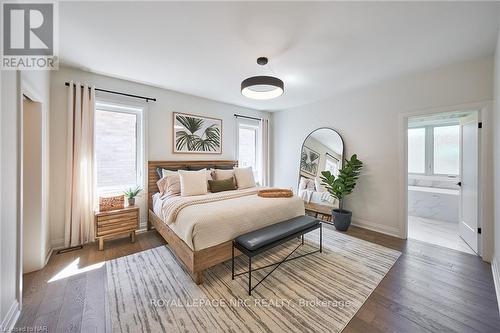 464 Old Course Trail, Welland, ON - Indoor Photo Showing Bedroom