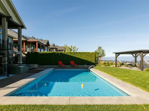 1804 Birkdale Avenue, Kelowna, BC - Outdoor With In Ground Pool With Backyard