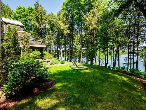 Vue sur l'eau - 20 Ch. Du Saphir, Val-Des-Monts, QC - Outdoor