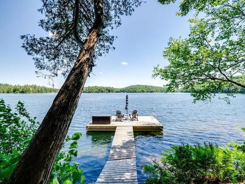 Vue sur l'eau - 20 Ch. Du Saphir, Val-Des-Monts, QC - Outdoor With Body Of Water With View