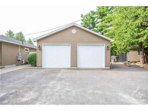 259 3 Mile Bay Road, White Lake, ON 