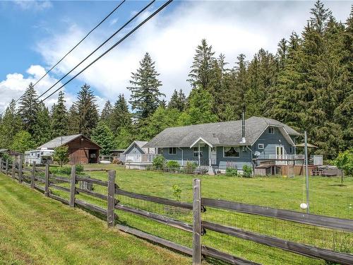 870 Sayward Rd, Sayward, BC 