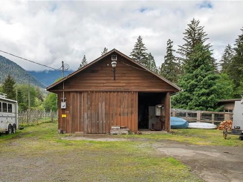 870 Sayward Rd, Sayward, BC 