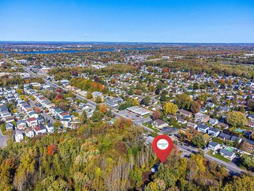 Aerial photo - 7960 Boul. Arthur-Sauvé, Laval (Laval-Ouest), QC 