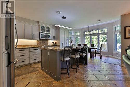 1219 Leedale Avenue, Sudbury, ON - Indoor Photo Showing Kitchen With Upgraded Kitchen