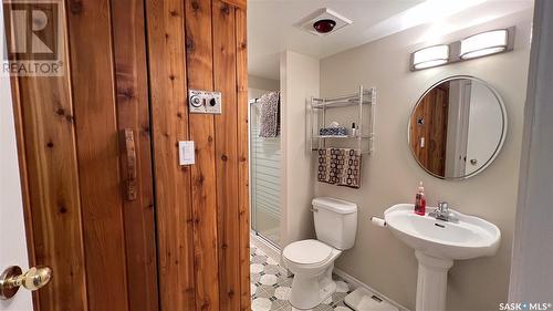 10811 Meighen Crescent, North Battleford, SK - Indoor Photo Showing Bathroom
