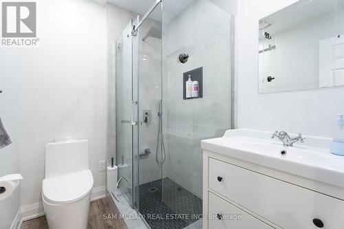9 Maypole Street, Toronto, ON - Indoor Photo Showing Bathroom
