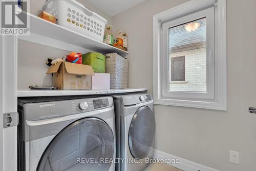 22 Morris Street, Brant, ON - Indoor Photo Showing Laundry Room