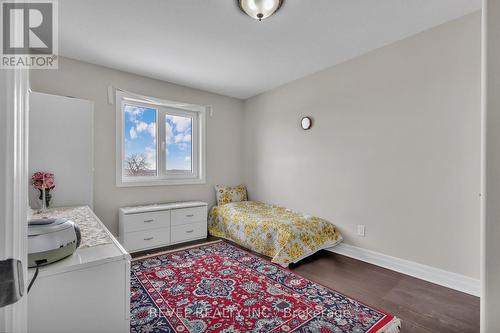 22 Morris Street, Brant, ON - Indoor Photo Showing Bedroom