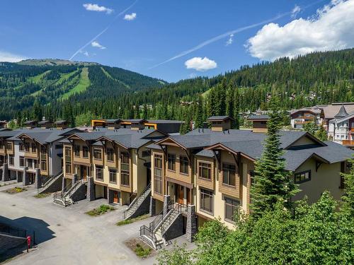 19-3280 Village Way, Sun Peaks, BC - Outdoor