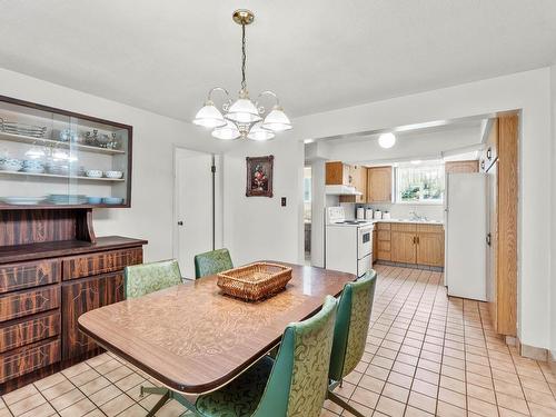 1057 Sudbury Ave, Kamloops, BC - Indoor Photo Showing Dining Room