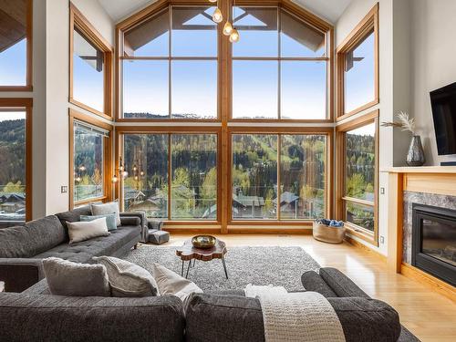 2417 Fairways Drive, Sun Peaks, BC - Indoor Photo Showing Living Room With Fireplace