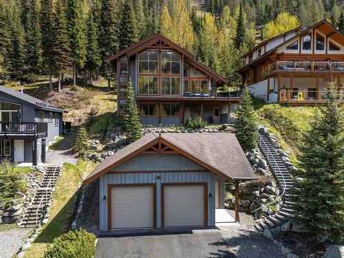 2417 Fairways Drive, Sun Peaks, BC - Outdoor With Facade