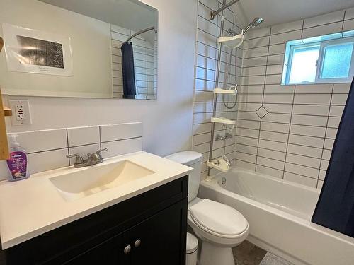 5928 5Th Ave, Blue River, BC - Indoor Photo Showing Bathroom