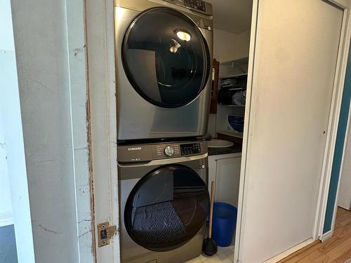 5928 5Th Ave, Blue River, BC - Indoor Photo Showing Laundry Room