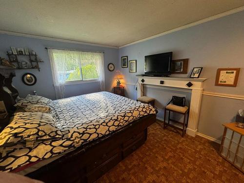 508 Harlow Moore Drive, Merritt, BC - Indoor Photo Showing Bedroom