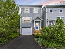 100 Roy Crescent  Bedford, NS B4A 3R6