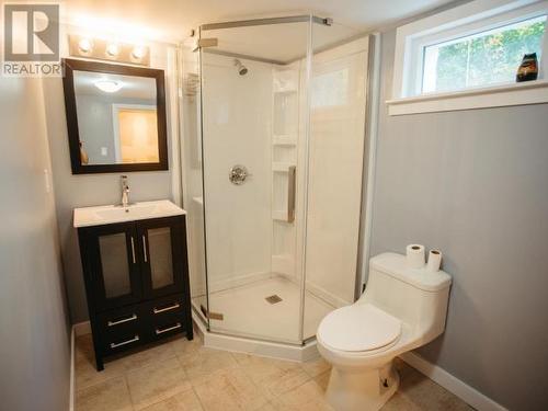 3470 Marine Ave, Powell River, BC - Indoor Photo Showing Bathroom