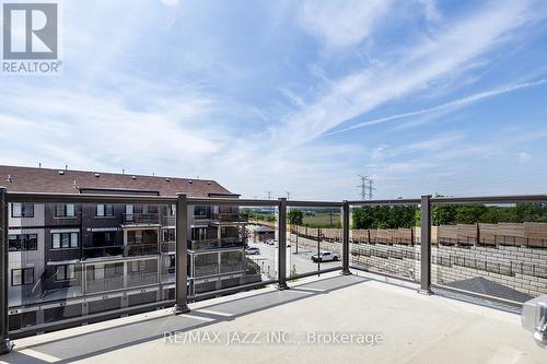 37D Lookout Drive, Clarington, ON - Outdoor With Balcony