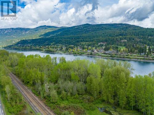 1601 Arrow Lakes  Drive, Castlegar, BC 