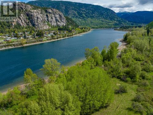 1601 Arrow Lakes  Drive, Castlegar, BC 