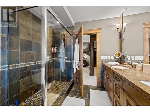 6-5040 Valley Drive, Sun Peaks, BC - Indoor Photo Showing Bathroom