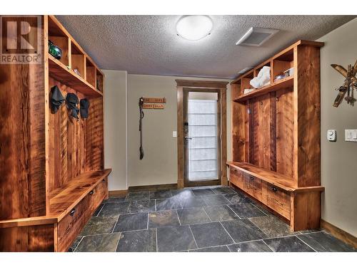 6-5040 Valley Drive, Sun Peaks, BC - Indoor Photo Showing Other Room