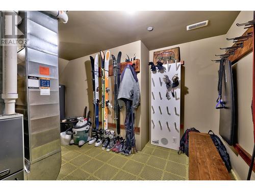 6-5040 Valley Drive, Sun Peaks, BC - Indoor