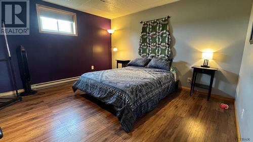 1700 Highway 11, Cochrane, ON - Indoor Photo Showing Bedroom