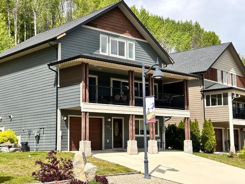 946 Redstone Drive, Rossland, BC - Outdoor With Facade