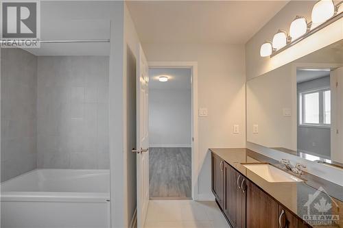 Washroom - 182 Yearling Circle, Ottawa, ON - Indoor Photo Showing Bathroom