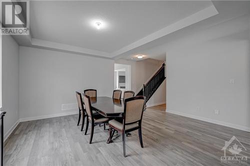 Dining room - 182 Yearling Circle, Ottawa, ON - Indoor Photo Showing Dining Room