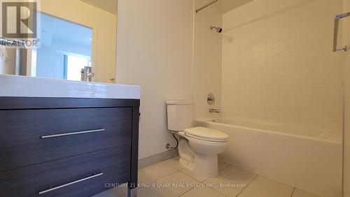 707 - 66 Forest Manor Road, Toronto, ON - Indoor Photo Showing Bathroom