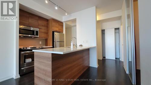 707 - 66 Forest Manor Road, Toronto, ON - Indoor Photo Showing Kitchen
