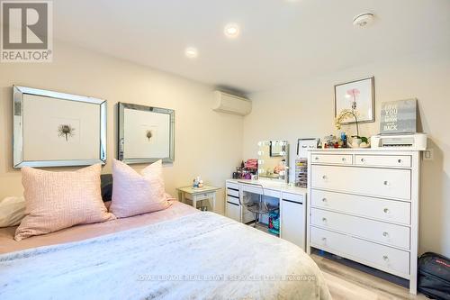 1 - 18 Ewing Street, Halton Hills, ON - Indoor Photo Showing Bedroom
