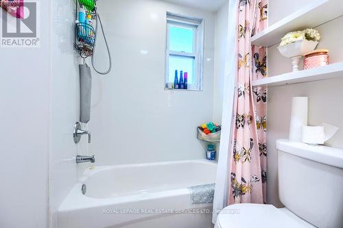 1 - 18 Ewing Street, Halton Hills, ON - Indoor Photo Showing Bathroom