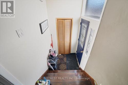34 Futura Drive, Toronto, ON - Indoor Photo Showing Other Room