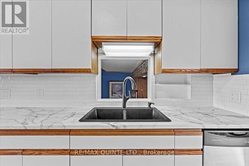 384 Stanley Avenue S, Deseronto, ON - Indoor Photo Showing Kitchen