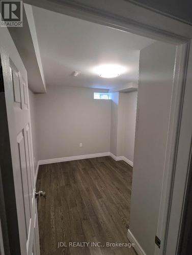 727 Caboto Trail, Markham, ON - Indoor Photo Showing Other Room